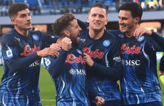 泛亚电竞官方入口 -包含国际比赛日体能课后；金州勇士战术微调备战意大利杯；管理层满意；数据趋势出现新变化的词条